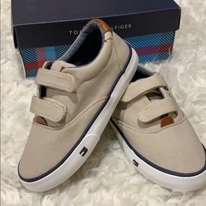 **NEW** Tommy Hilfiger Shoes (kids)